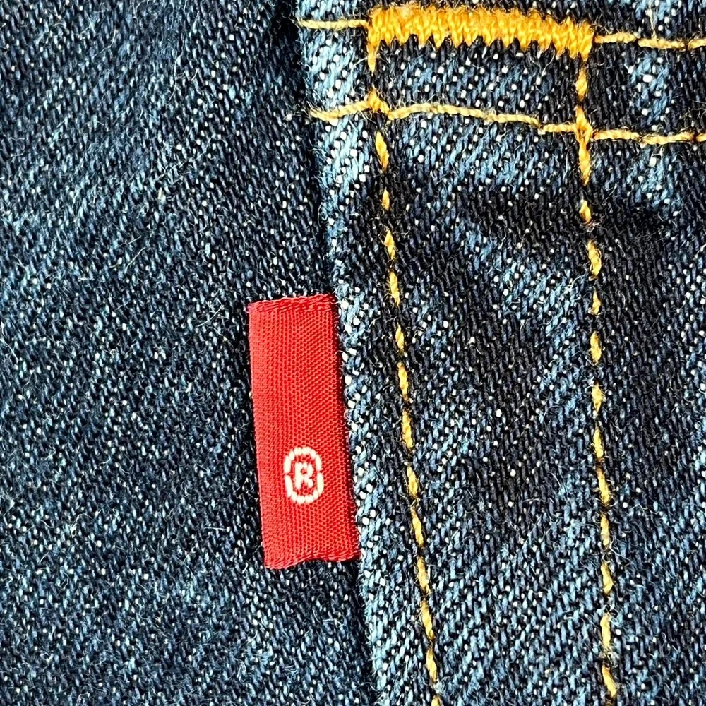 Levi's 505 Jeans Mens 38x29 Blue Denim Medium Wash Straight Leg Streetwear‎